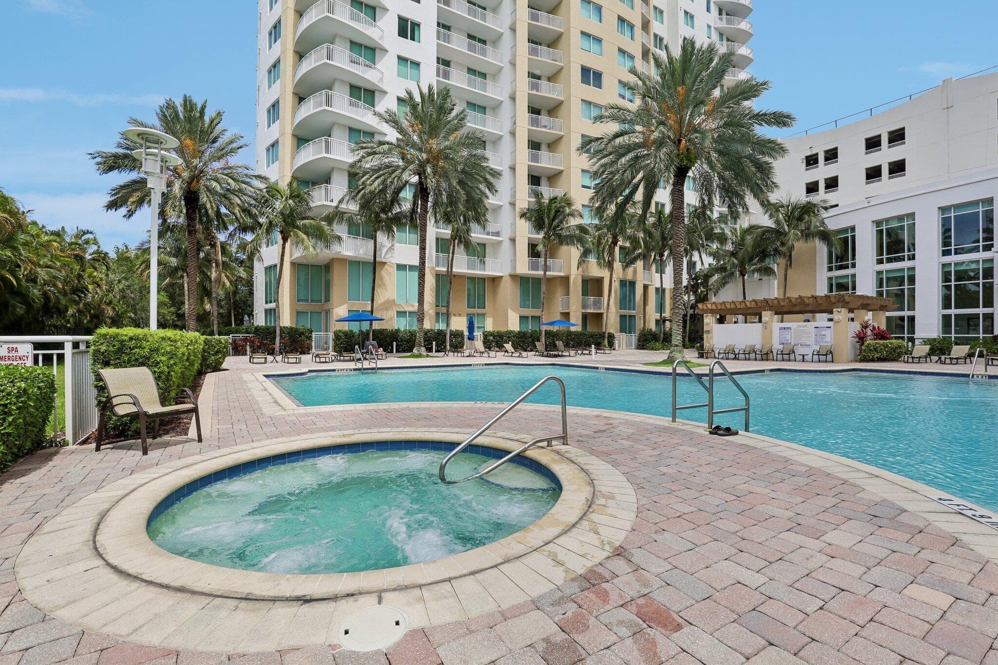 1755 E Hallandale Beach Boulevard 1207 E, Hallandale Beach, FL 33009 — photo 32 of 65