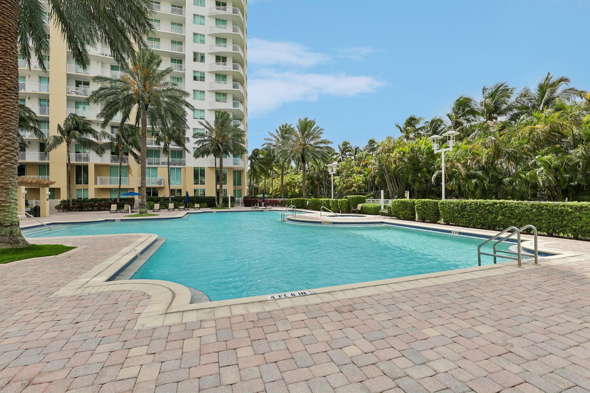 1755 E Hallandale Beach Boulevard 1207 E, Hallandale Beach, FL 33009 — photo 36 of 65