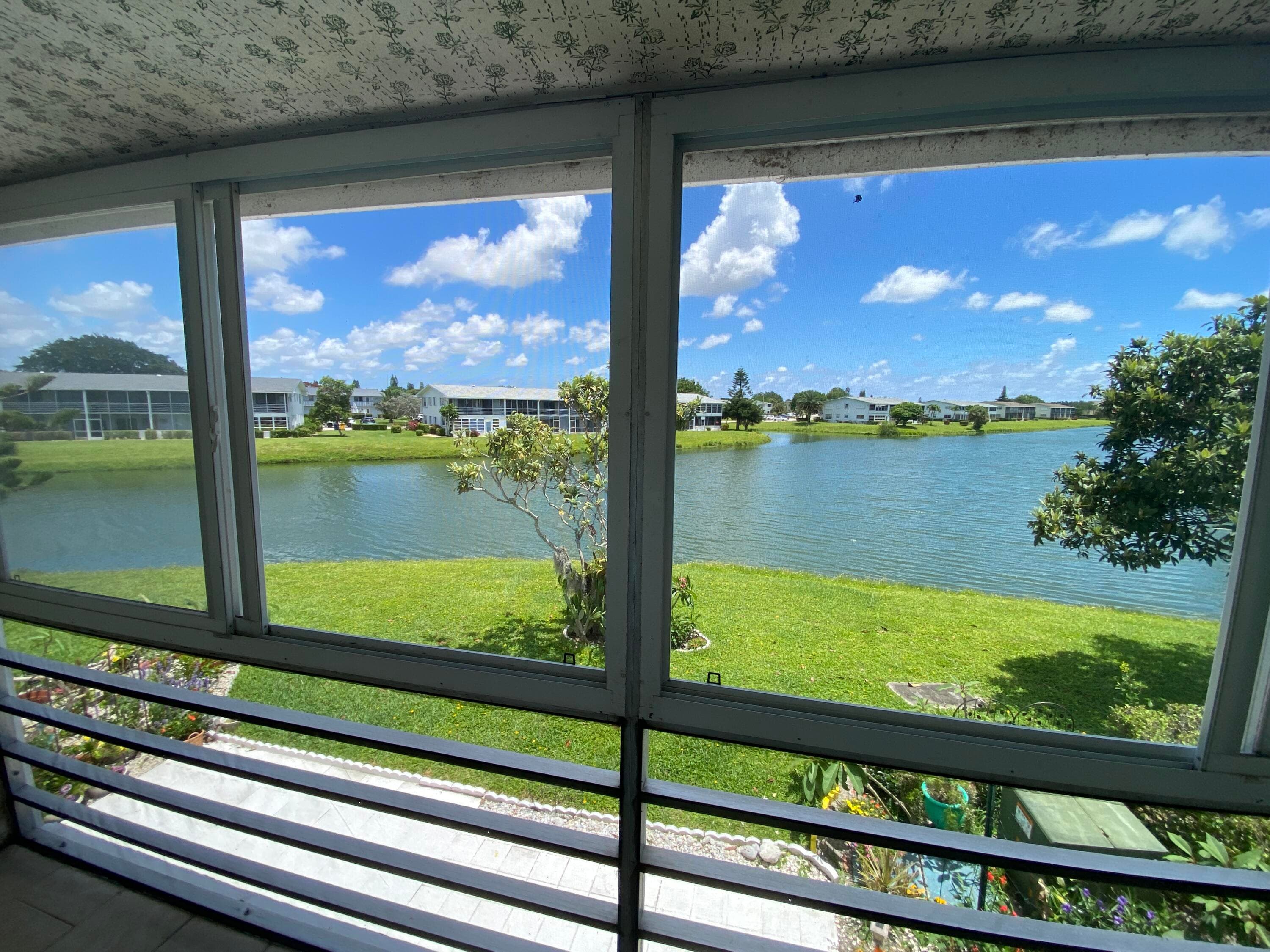 71 Berkshire 71, West Palm Beach, FL 33417 — photo 15 of 19