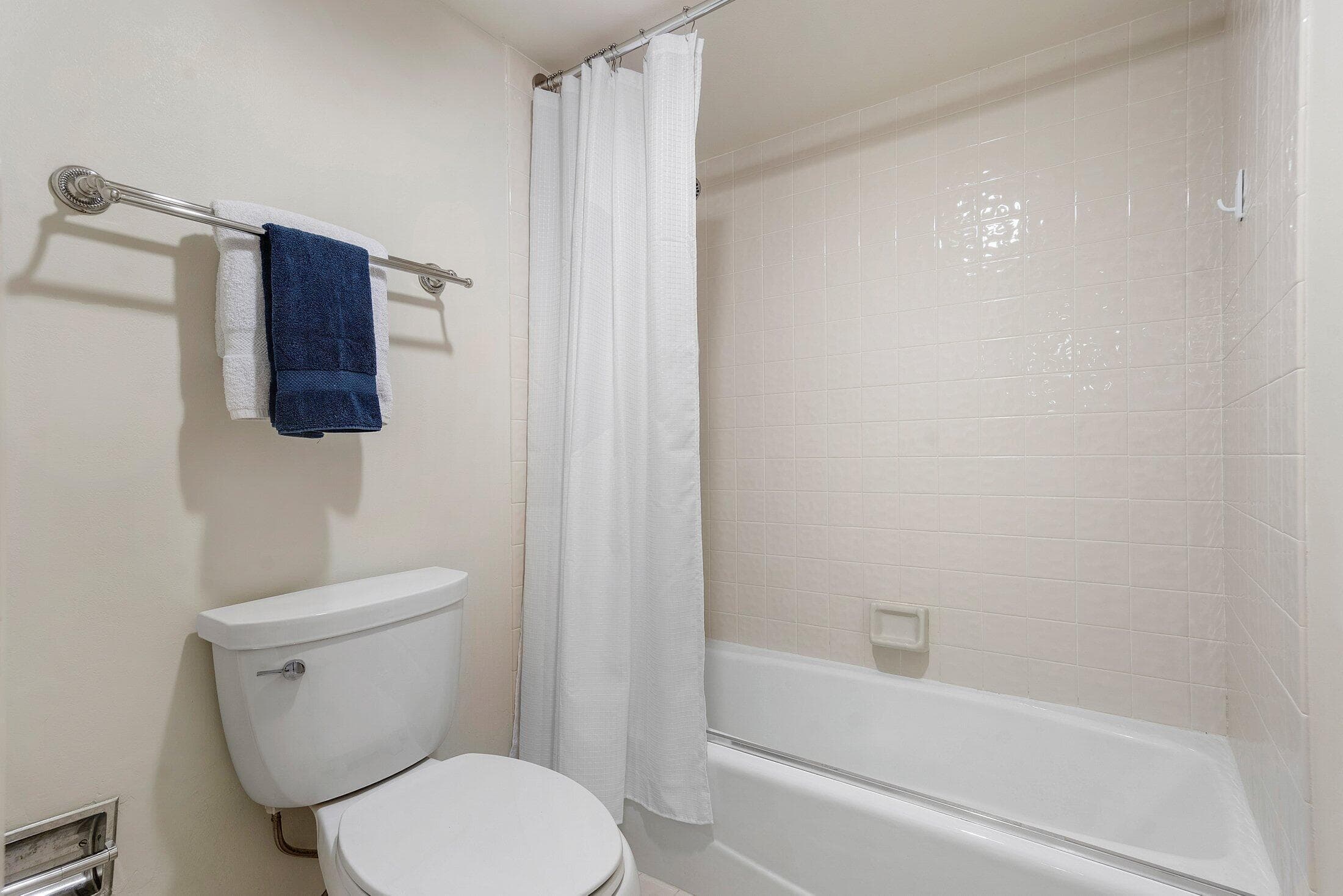5080 N Ocean Drive 6c, Singer Island, FL 33404 — photo 24 of 40