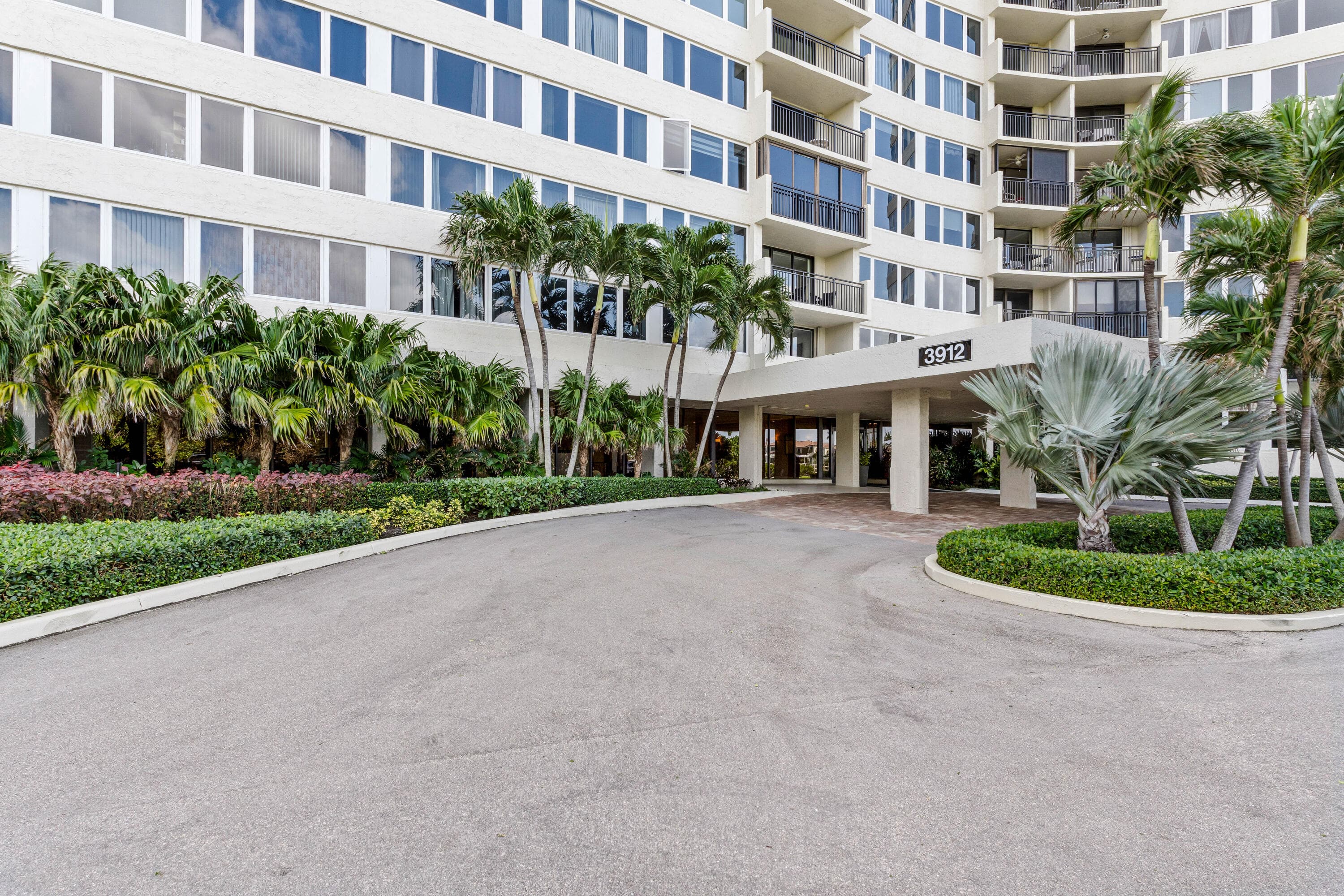 3912 S Ocean Boulevard 612, Highland Beach, FL 33487 — photo 6 of 59