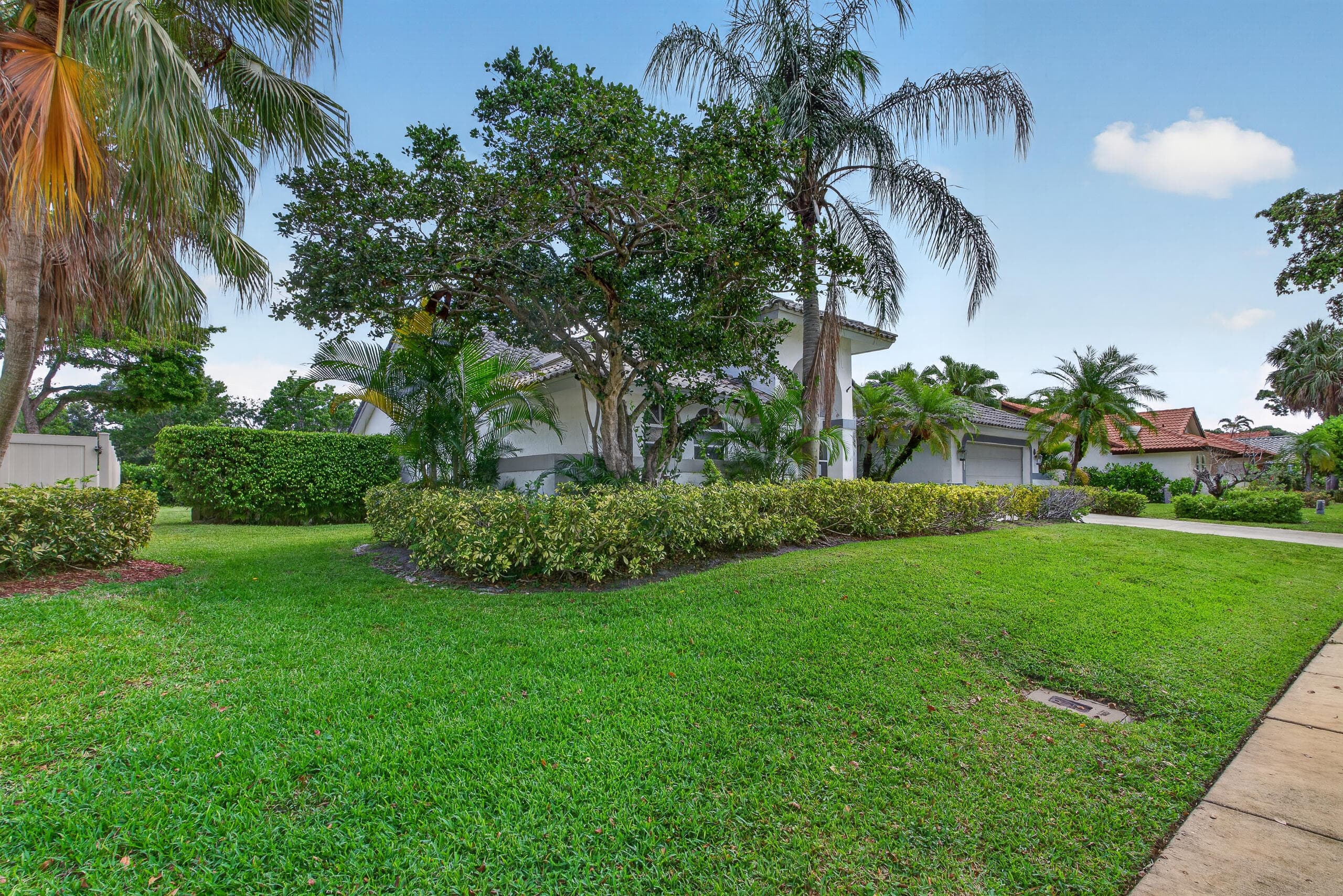 2825 NW 29th Drive, Boca Raton, FL 33434 — photo 3 of 56