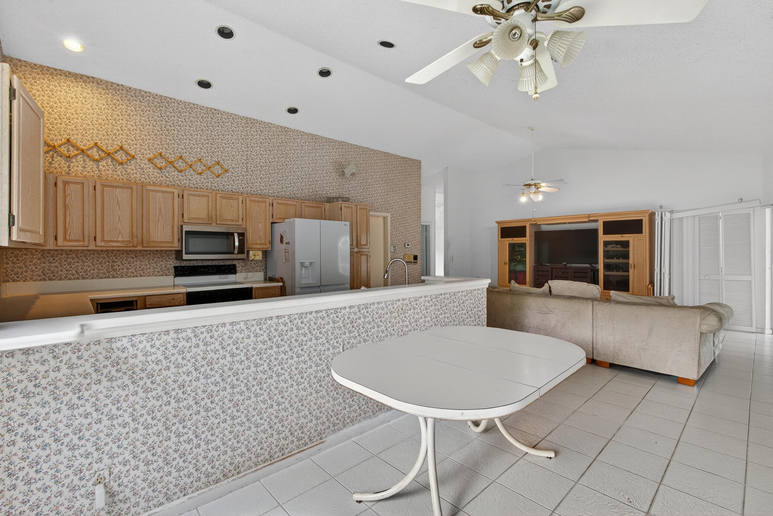 2825 NW 29th Drive, Boca Raton, FL 33434 — photo 10 of 56