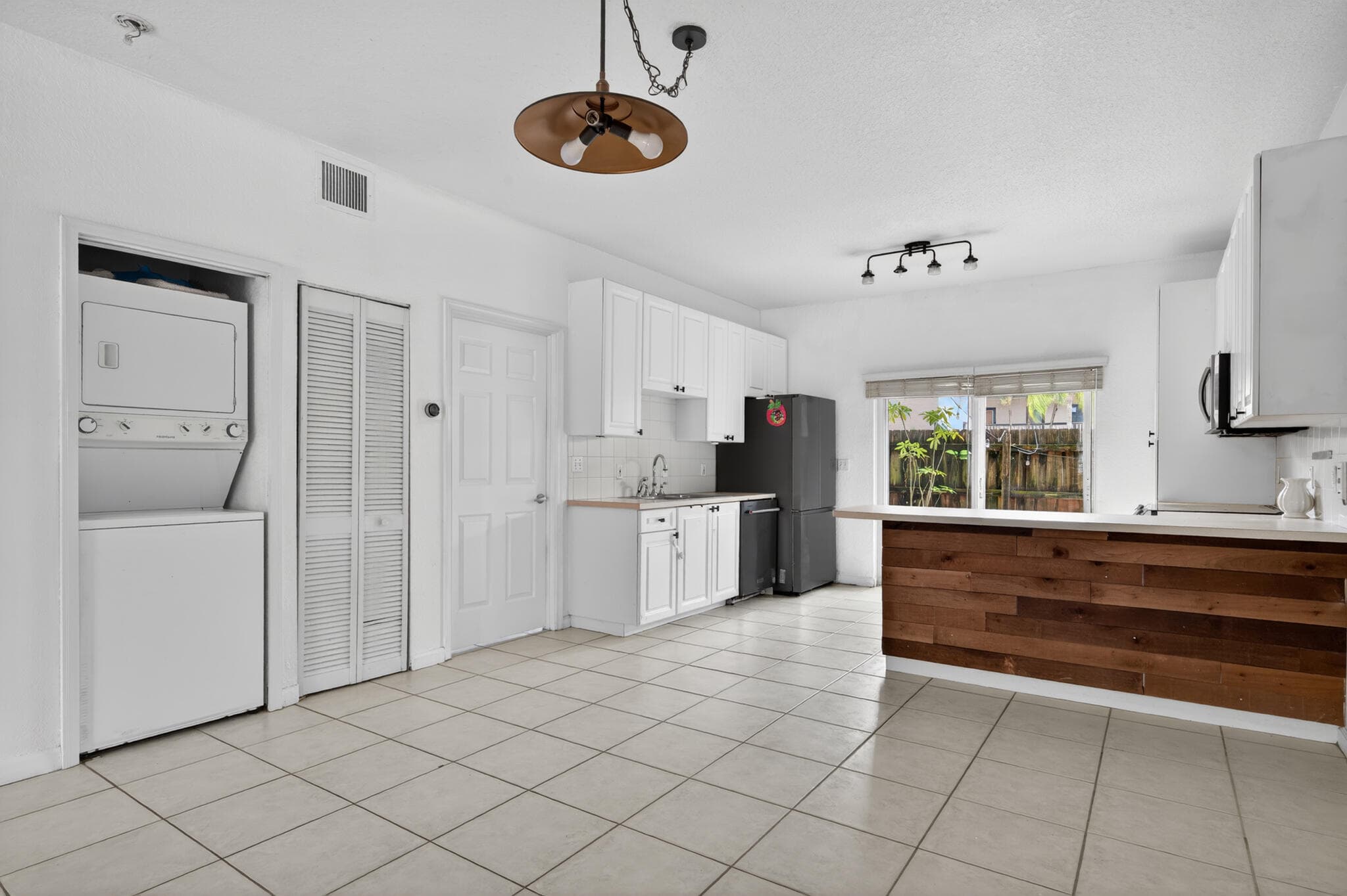 4902 Washington Street 4, Hollywood, FL 33021 — photo 5 of 14