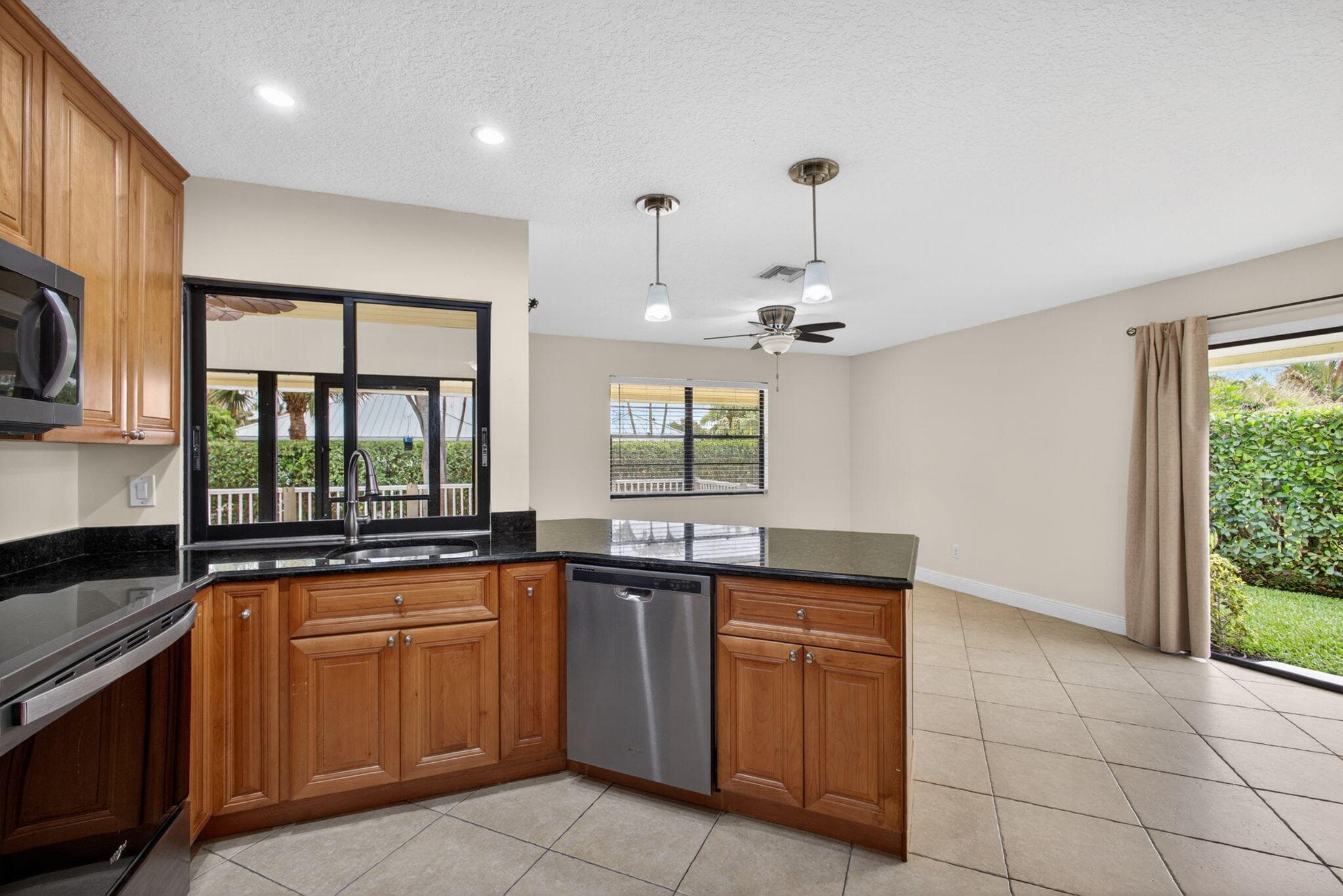 10420 SE Jupiter Narrows Drive, Hobe Sound, FL 33455 — photo 21 of 78