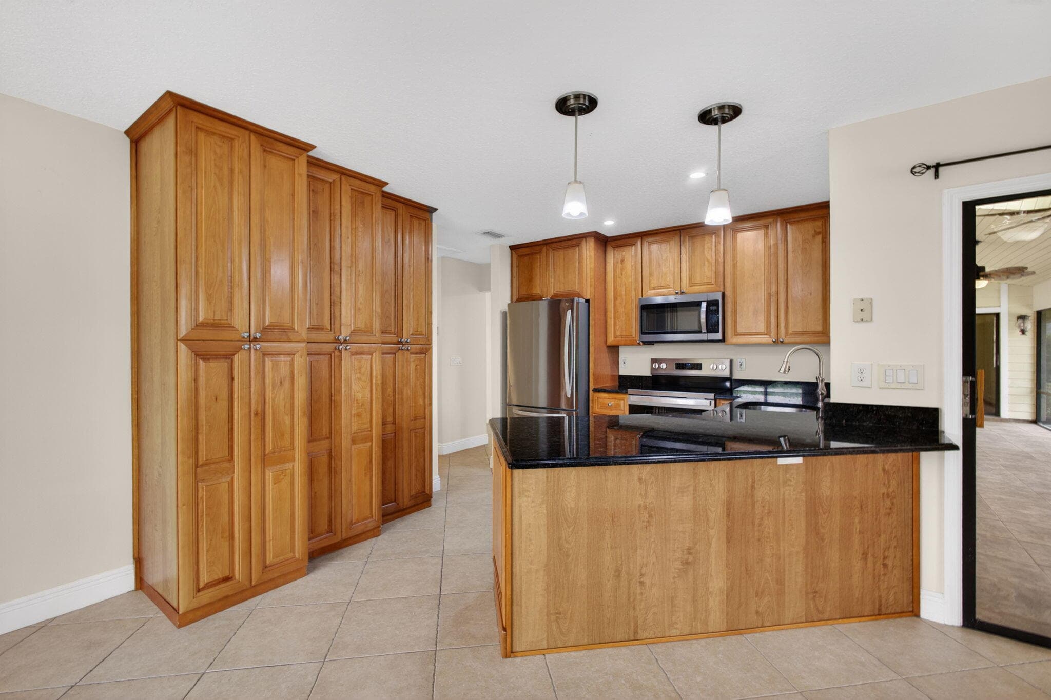 10420 SE Jupiter Narrows Drive, Hobe Sound, FL 33455 — photo 26 of 78