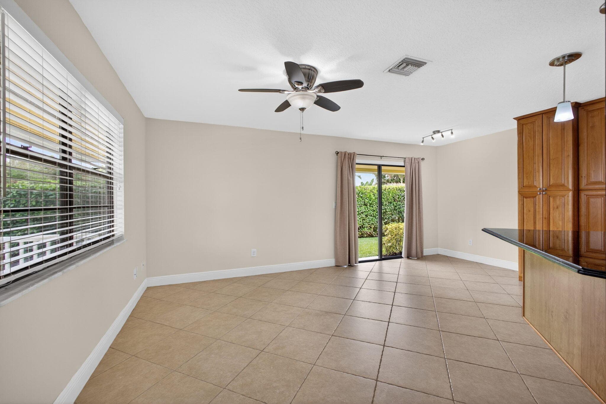 10420 SE Jupiter Narrows Drive, Hobe Sound, FL 33455 — photo 28 of 78