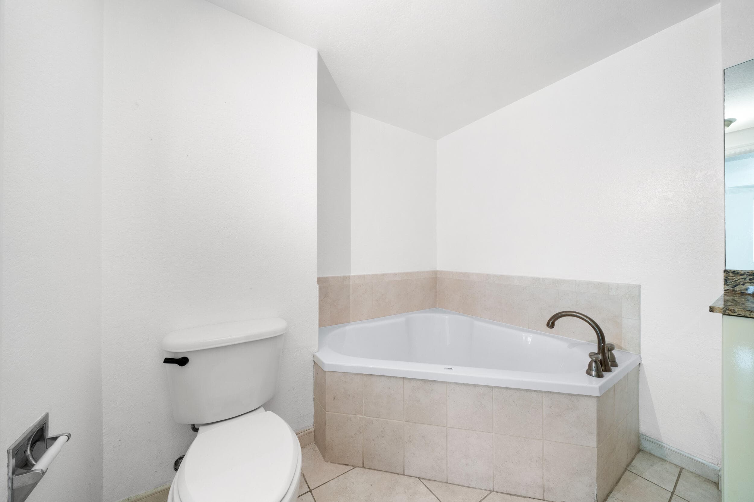 1830 Radius Drive 405, Hollywood, FL 33020 — photo 7 of 19