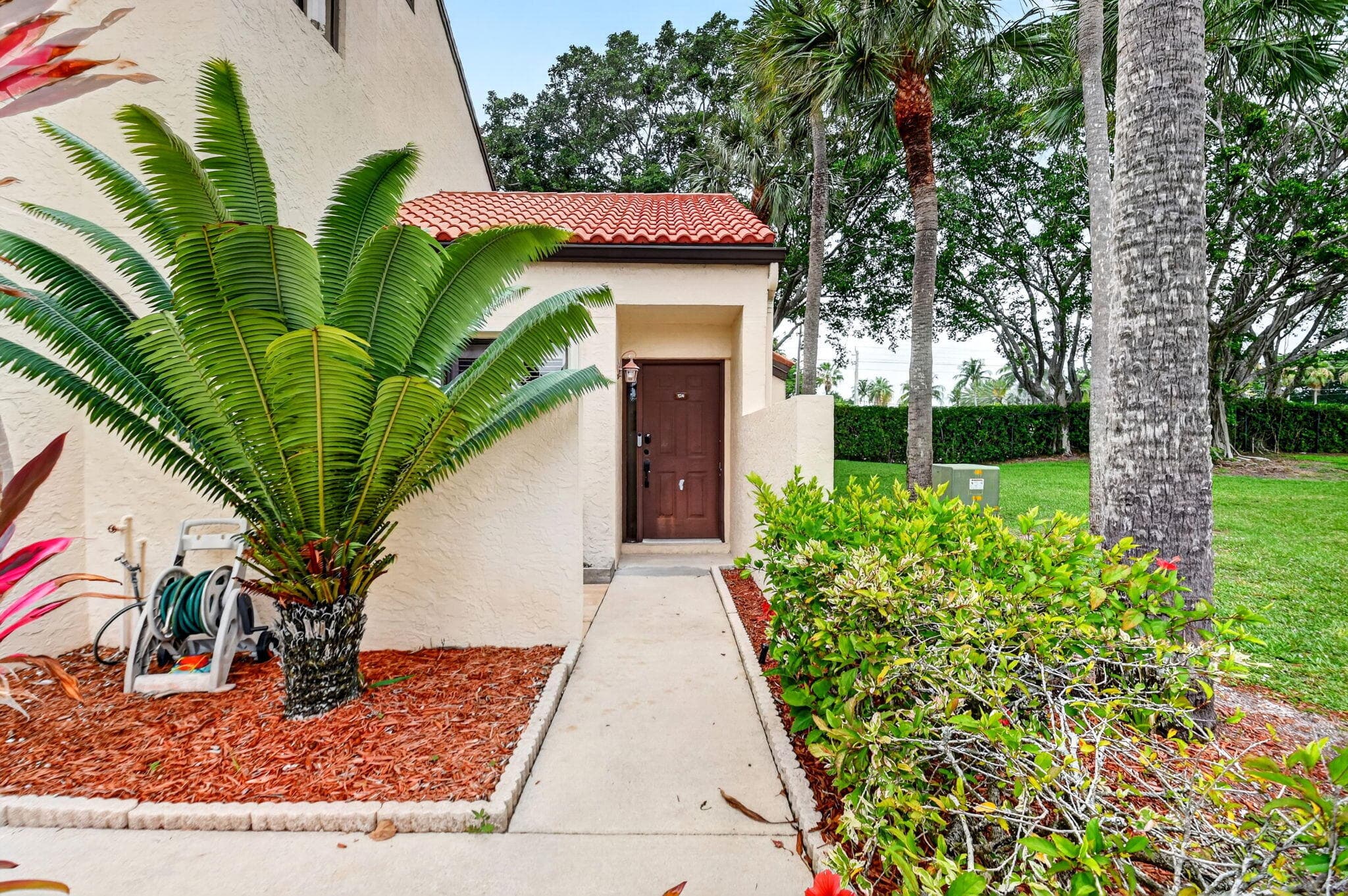 14 Via De Casas Sur 104, Boynton Beach, FL 33426 — photo 28 of 37
