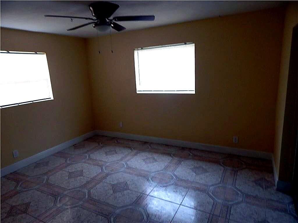 3640 NW 39th Street, Lauderdale Lakes, FL 33309 — photo 8 of 20