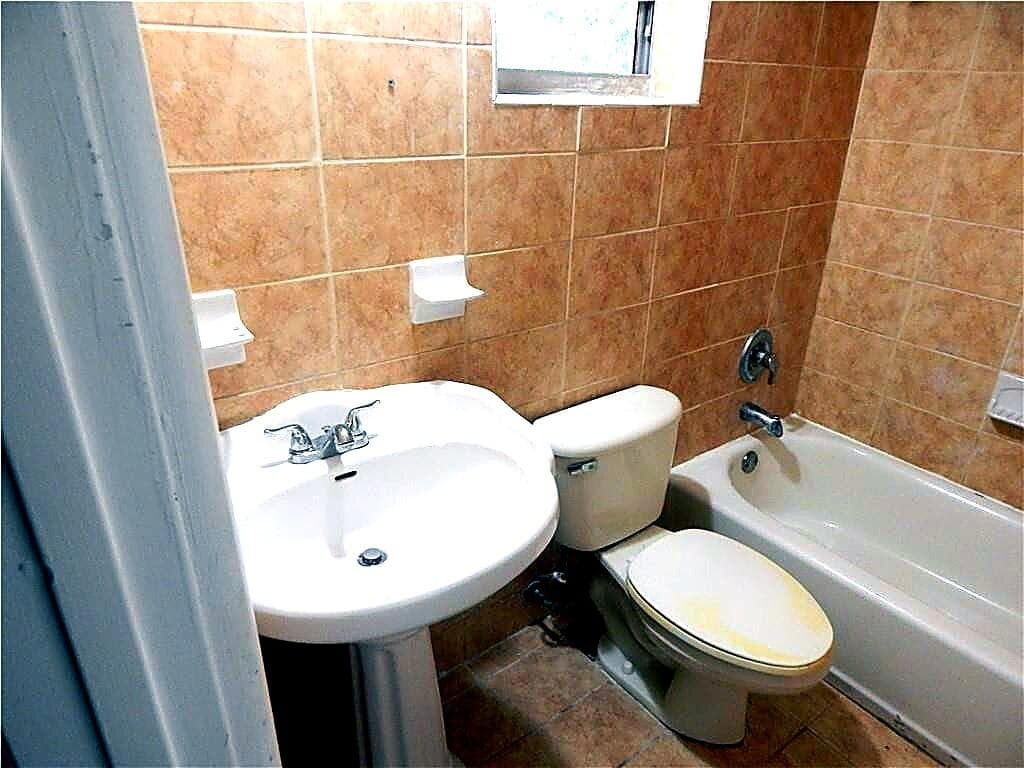 3640 NW 39th Street, Lauderdale Lakes, FL 33309 — photo 16 of 20