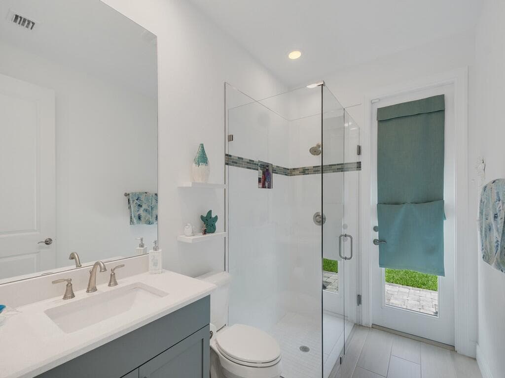 8220 Halbert Lane, Vero Beach, FL 32968 — photo 18 of 34