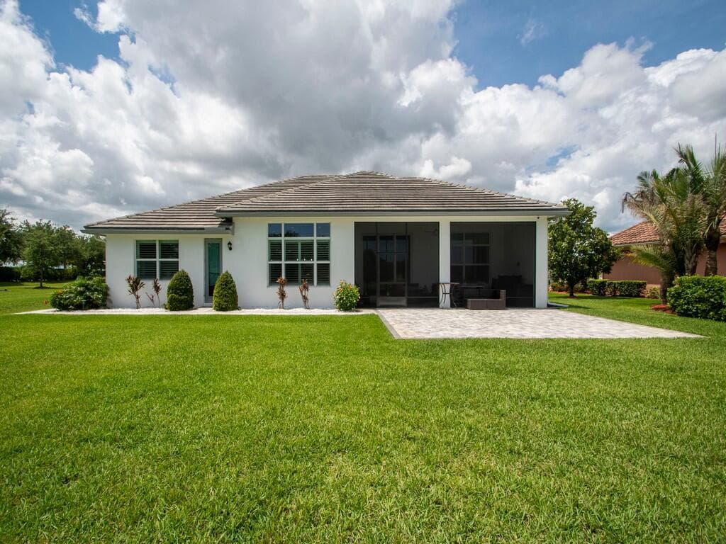 8220 Halbert Lane, Vero Beach, FL 32968 — photo 26 of 34