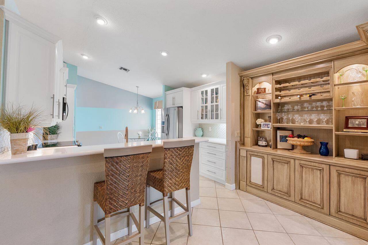 6643 Sherbrook Drive, Boynton Beach, FL 33437 — photo 5 of 25