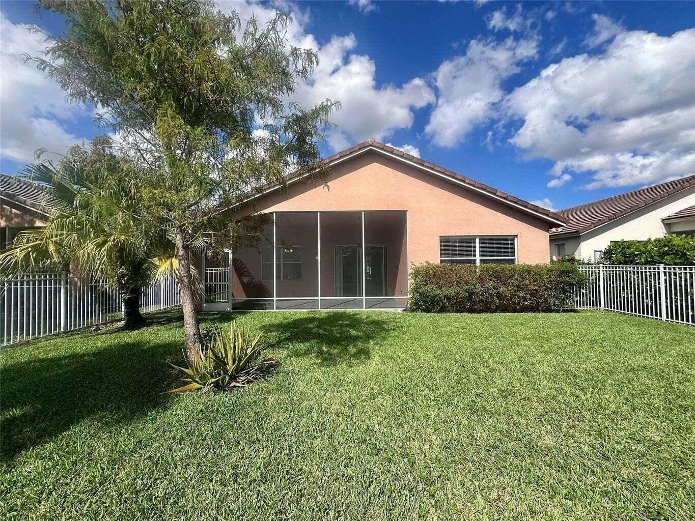 10931 SW Dunhill Court SW, Port St. Lucie, FL 34987 — photo 19 of 24