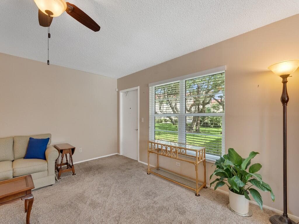 105 Spring Lake Court 102, Vero Beach, FL 32962 — photo 11 of 36