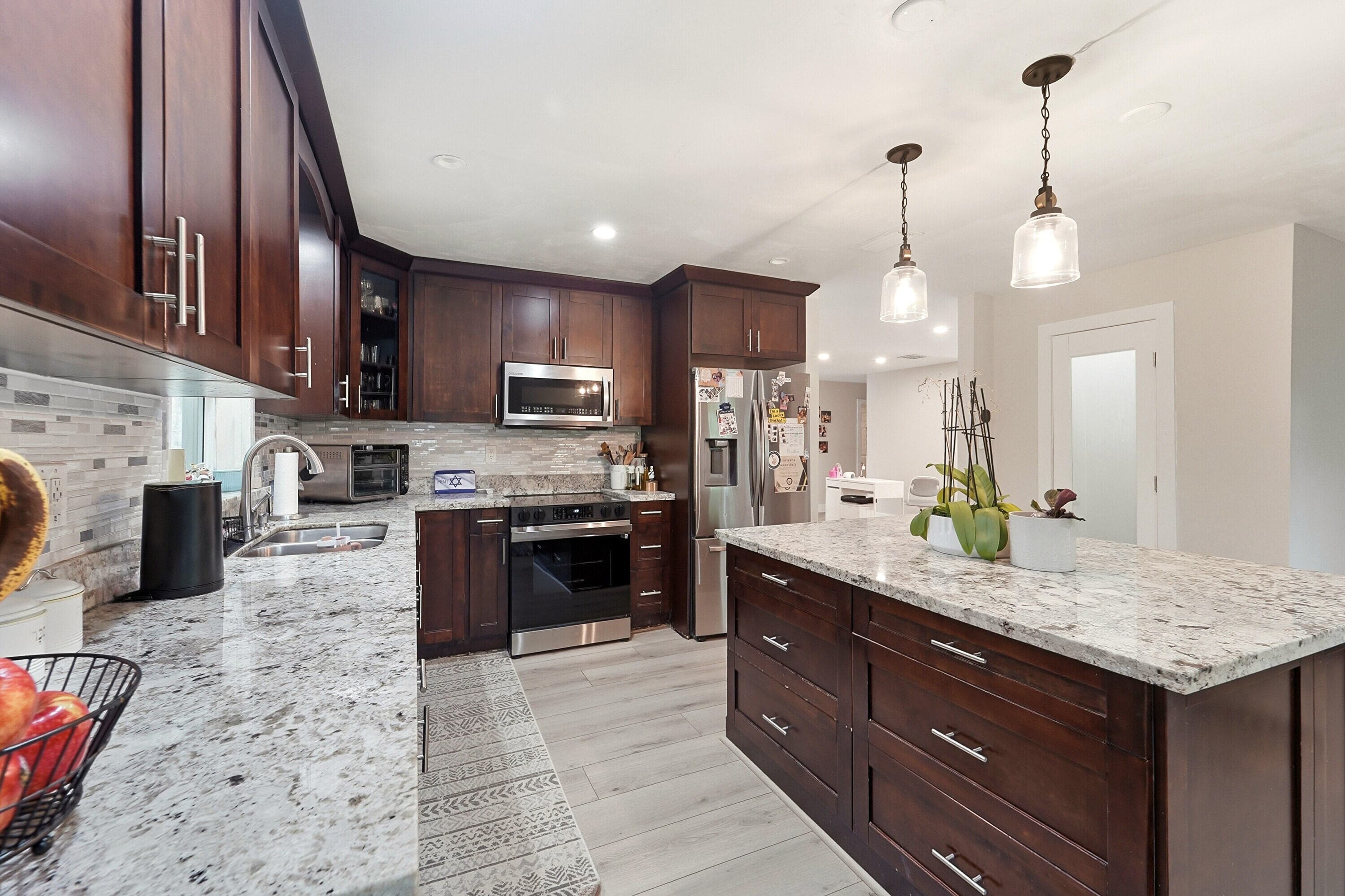 11700 NW 27th Street, Plantation, FL 33323 — photo 13 of 38