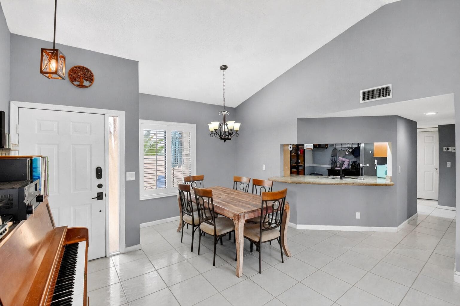 14 Via De Casas Sur 104, Boynton Beach, FL 33426 — photo 6 of 37