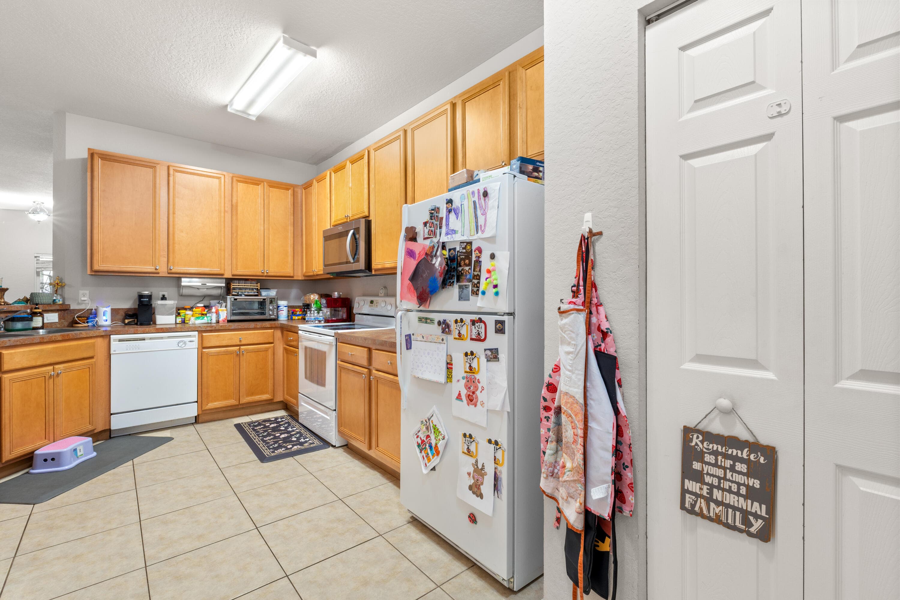 3122 Grandiflora Drive, Greenacres, FL 33467 — photo 8 of 43