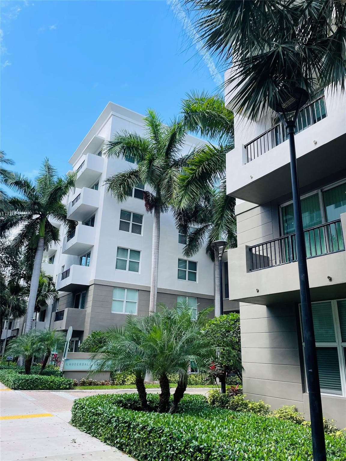 2401 NE 65th Street 408, Fort Lauderdale, FL 33308 — photo 1 of 47