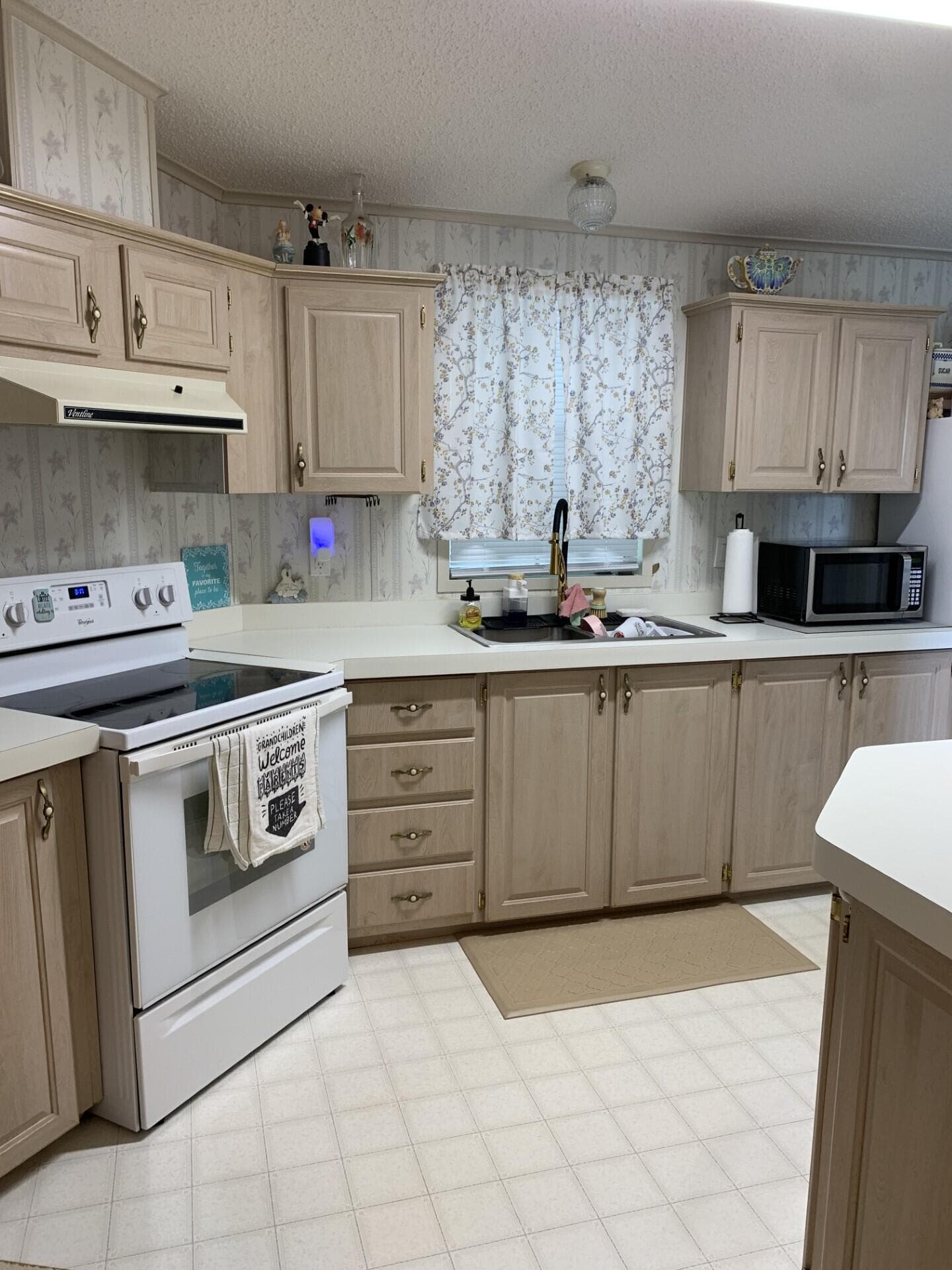 3 Mediterranean Boulevard E, Port St. Lucie, FL 34952 — photo 19 of 41