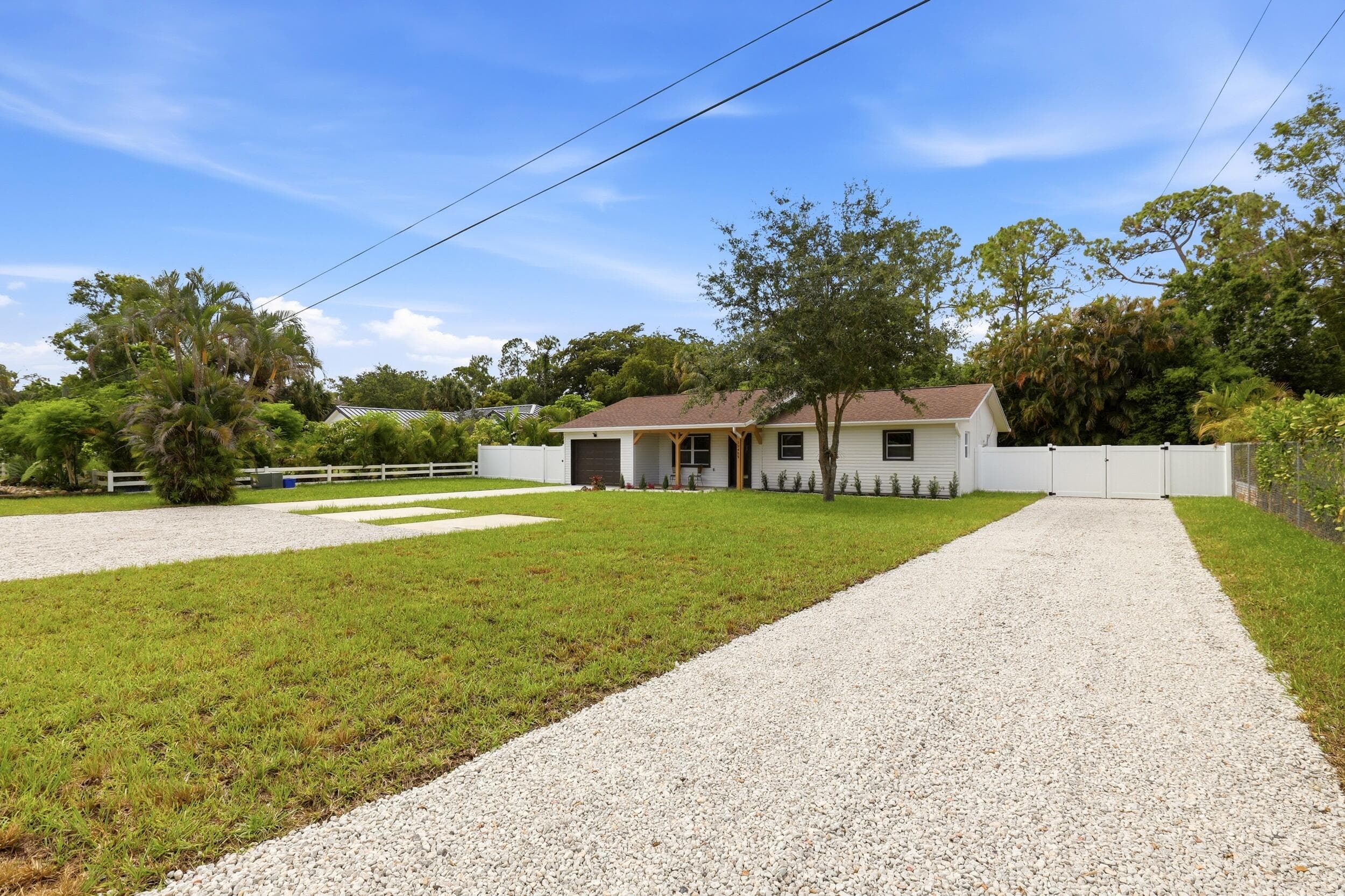 15409 Los Angeles Drive, Loxahatchee Groves, FL 33470 — photo 4 of 38