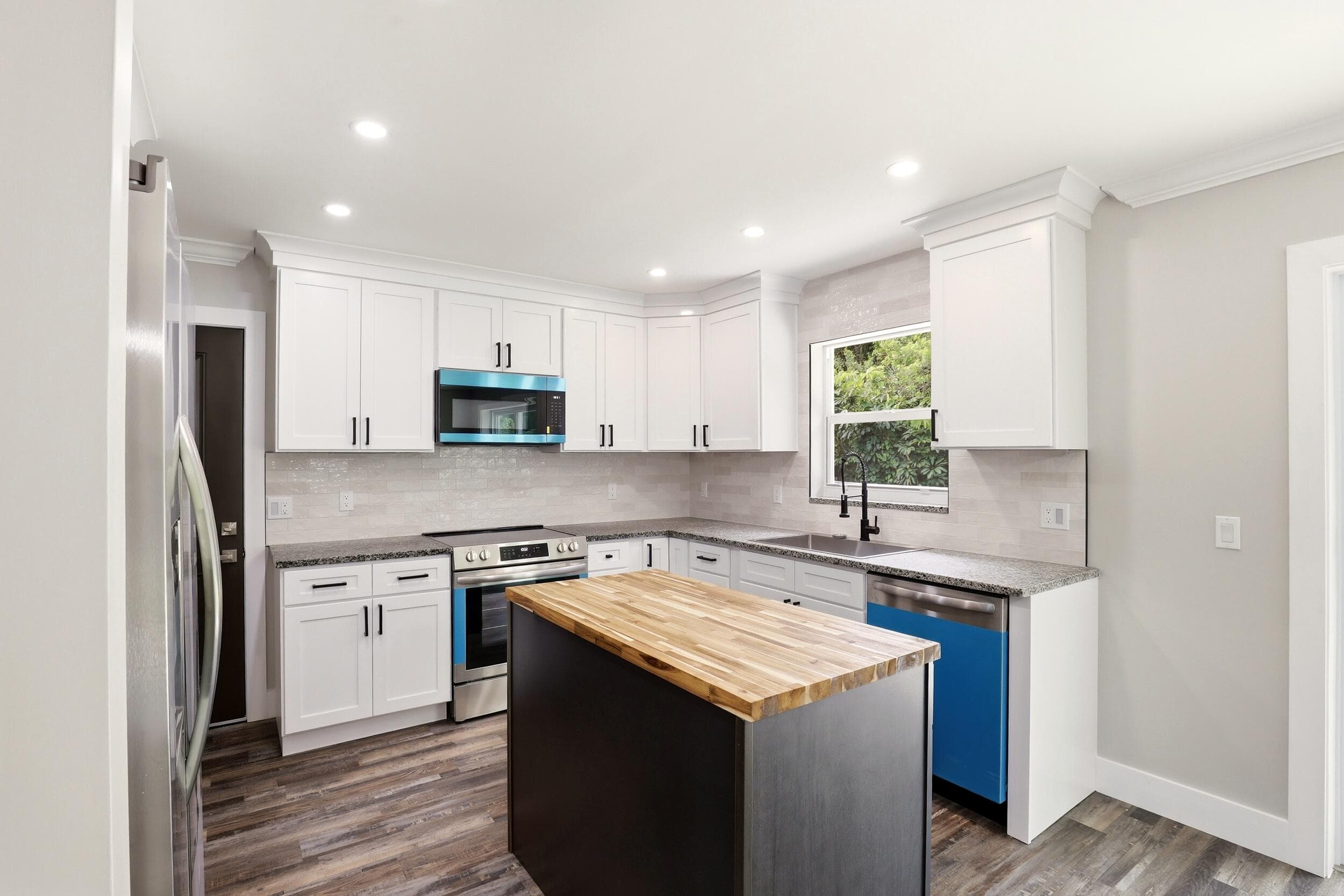 15409 Los Angeles Drive, Loxahatchee Groves, FL 33470 — photo 13 of 38