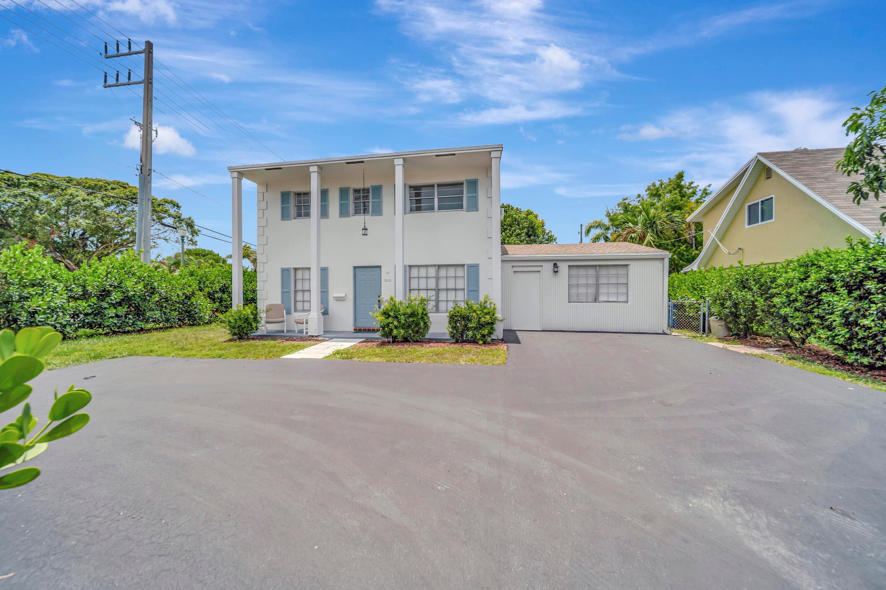 3821 NE 16th Avenue, Oakland Park, FL 33334 — photo 9 of 31