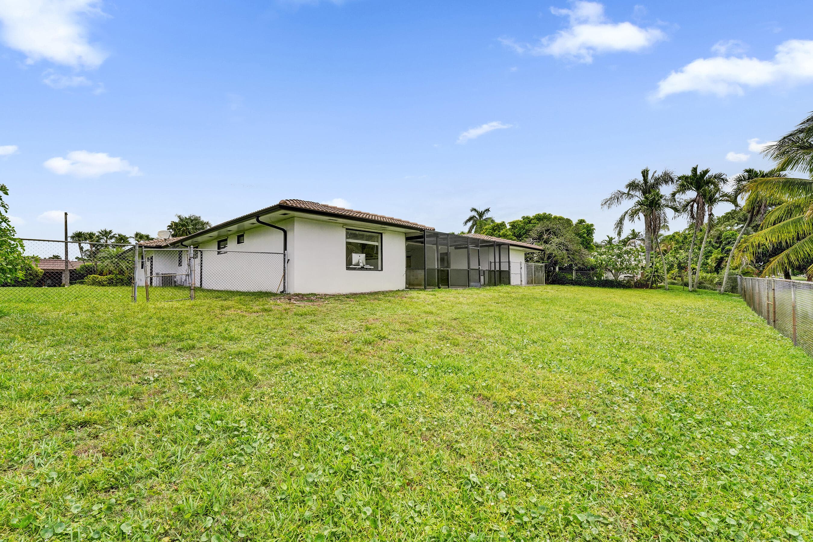 3630 N 55th Avenue, Hollywood, FL 33021 — photo 59 of 64