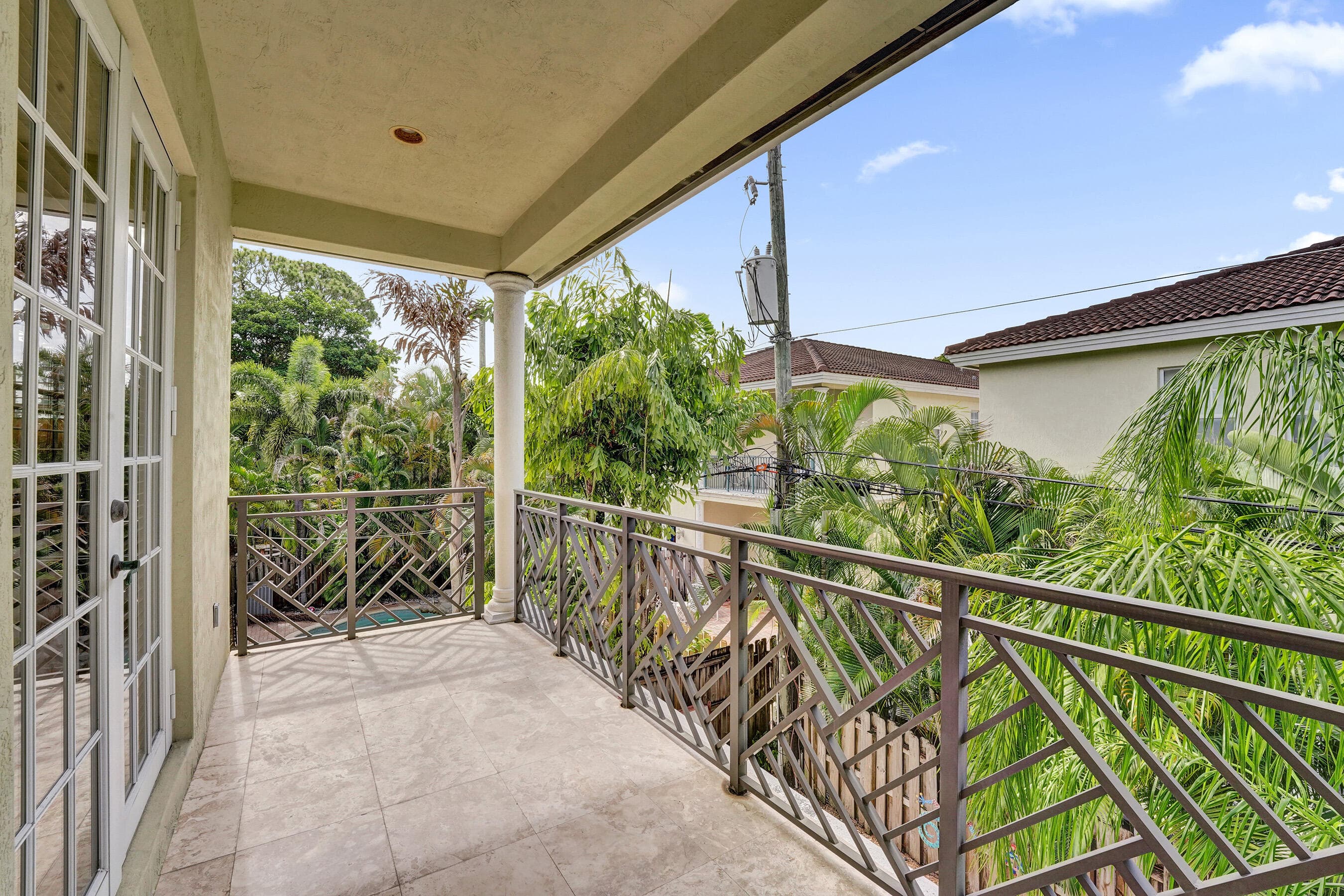 1400 NE 24th Street 1400, Wilton Manors, FL 33305 — photo 30 of 46