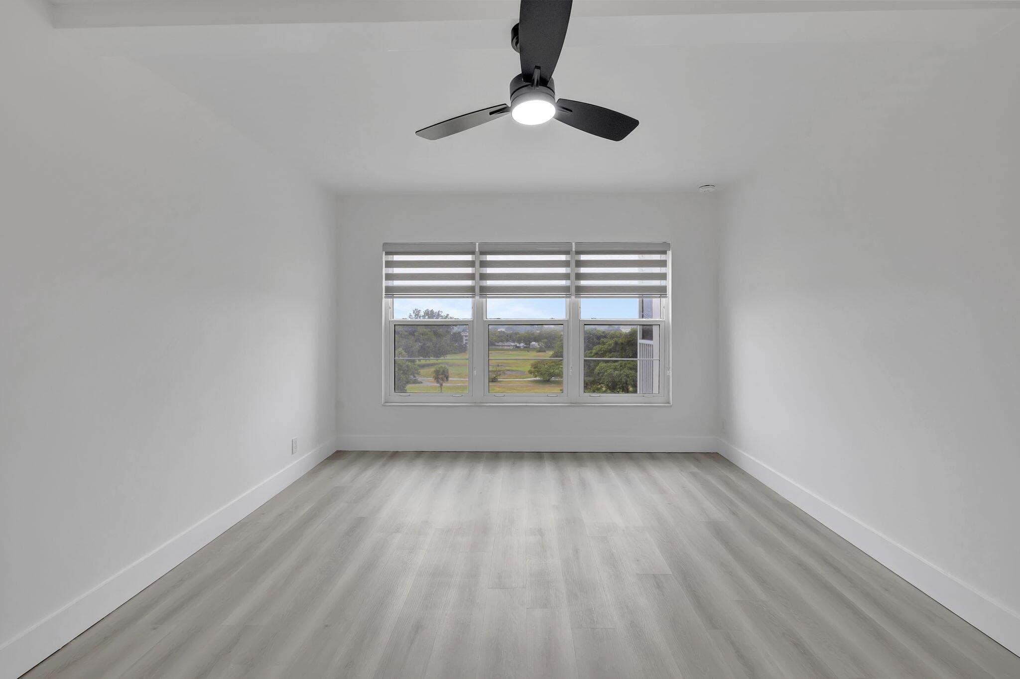 3050 N Palm Aire Drive 704, Pompano Beach, FL 33069 — photo 11 of 44