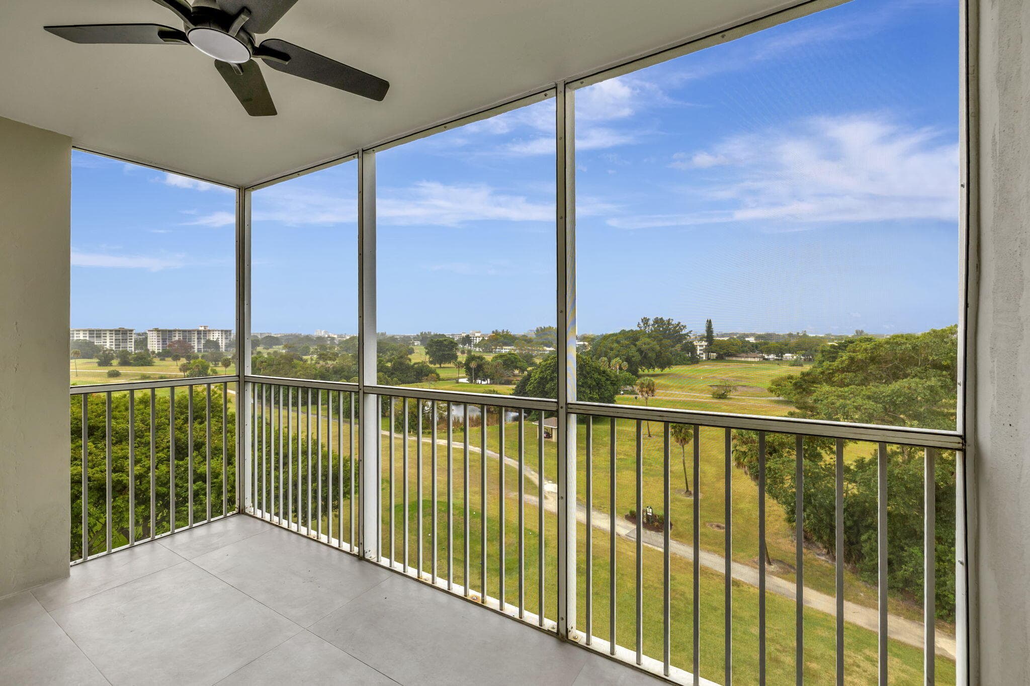 3050 N Palm Aire Drive 704, Pompano Beach, FL 33069 — photo 27 of 44