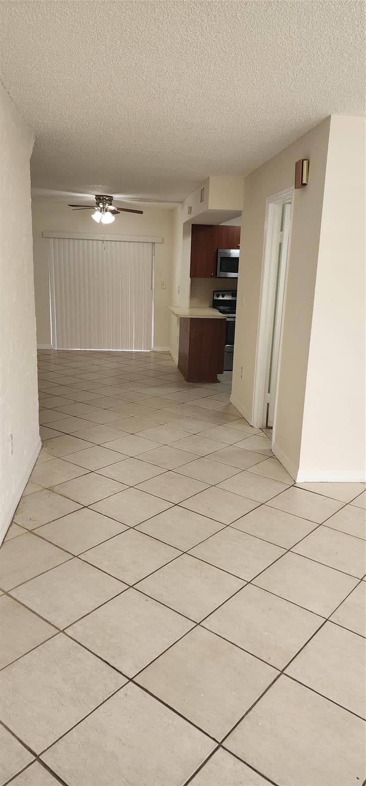 3666 SW 59th Avenue 4, Davie, FL 33314 — photo 5 of 31