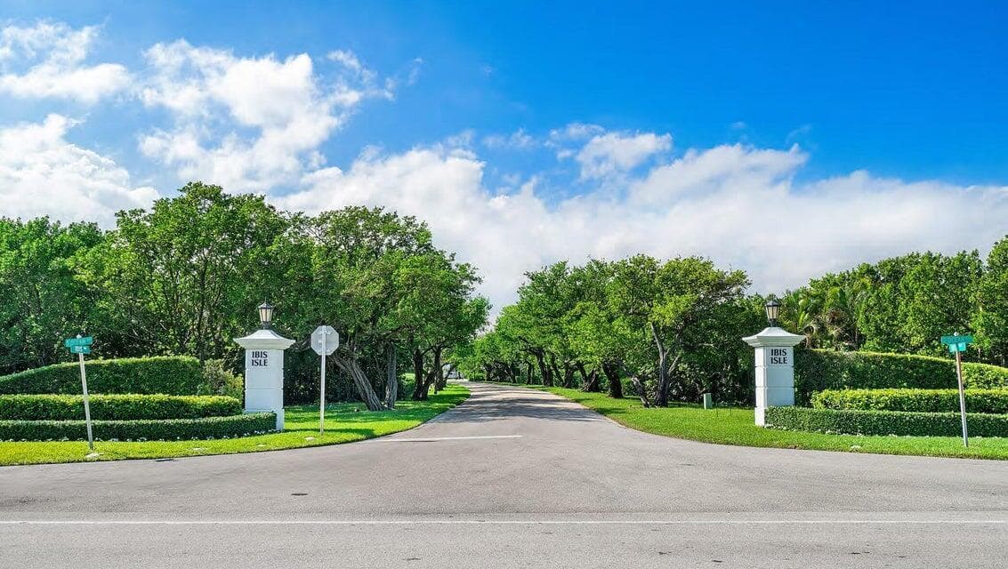 2185 Ibis Isle Road 1, Palm Beach, FL 33480 — photo 44 of 45