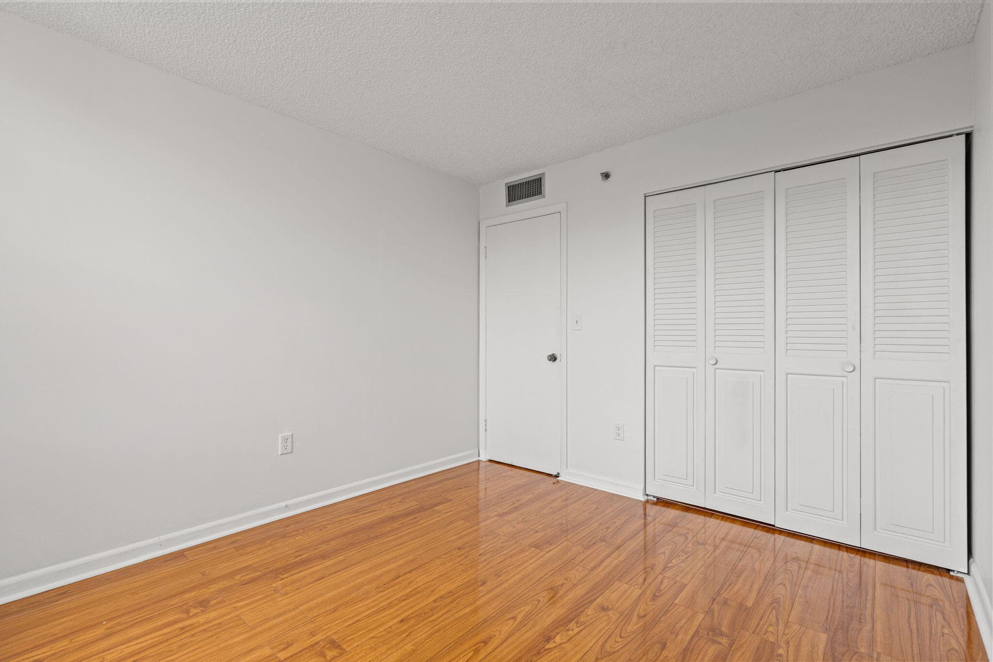 900 Saint Charles Place 221, Pembroke Pines, FL 33026 — photo 21 of 32