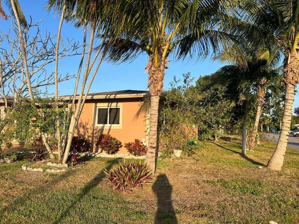 6100 NW 73rd Terrace, Tamarac, FL 33321 — photo 2 of 6