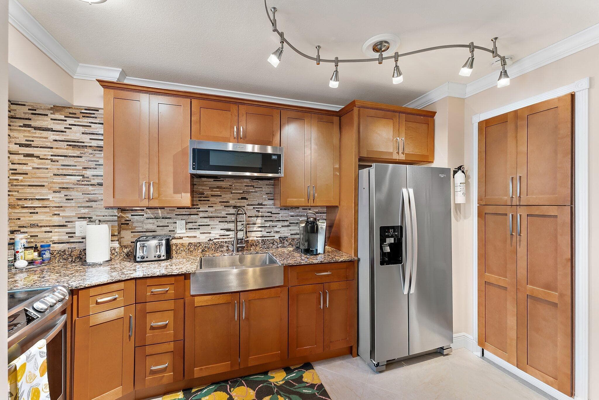 33 S Ocean Avenue 502, Palm Beach Shores, FL 33404 — photo 5 of 47