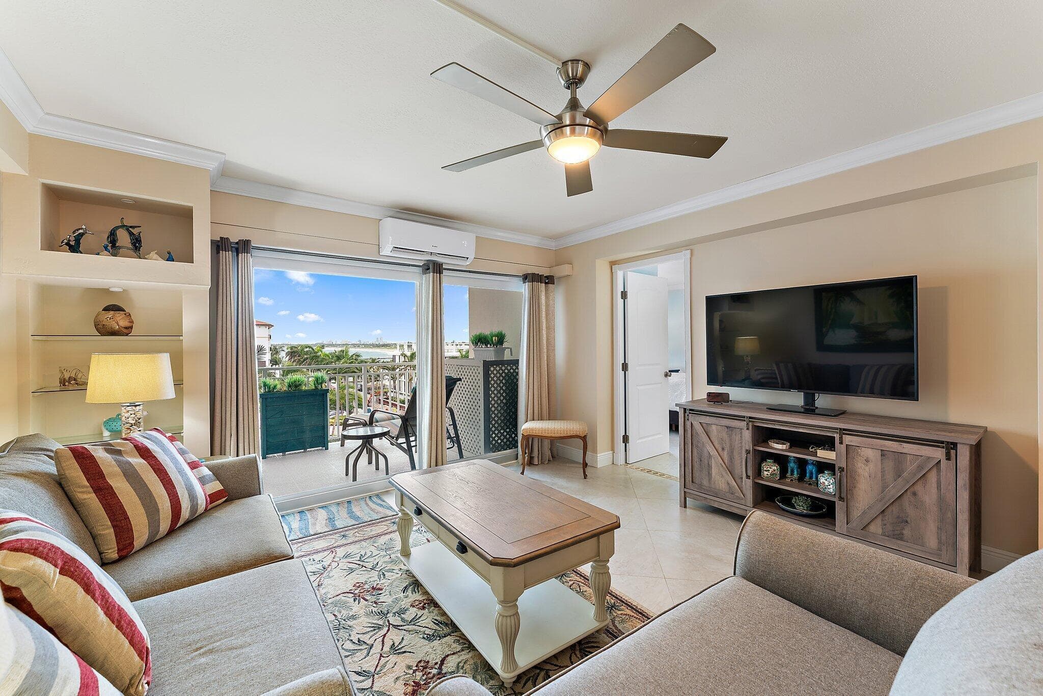 33 S Ocean Avenue 502, Palm Beach Shores, FL 33404 — photo 10 of 47