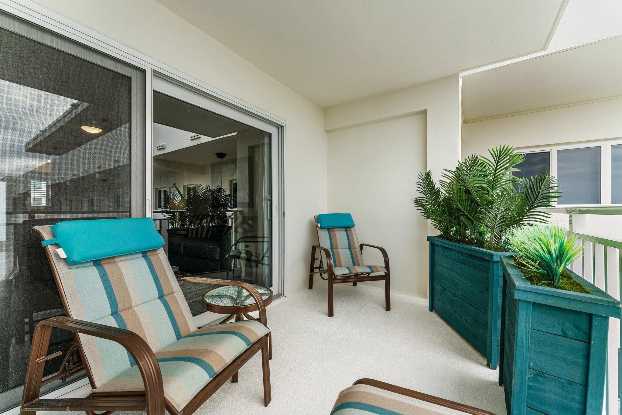 33 S Ocean Avenue 502, Palm Beach Shores, FL 33404 — photo 13 of 47