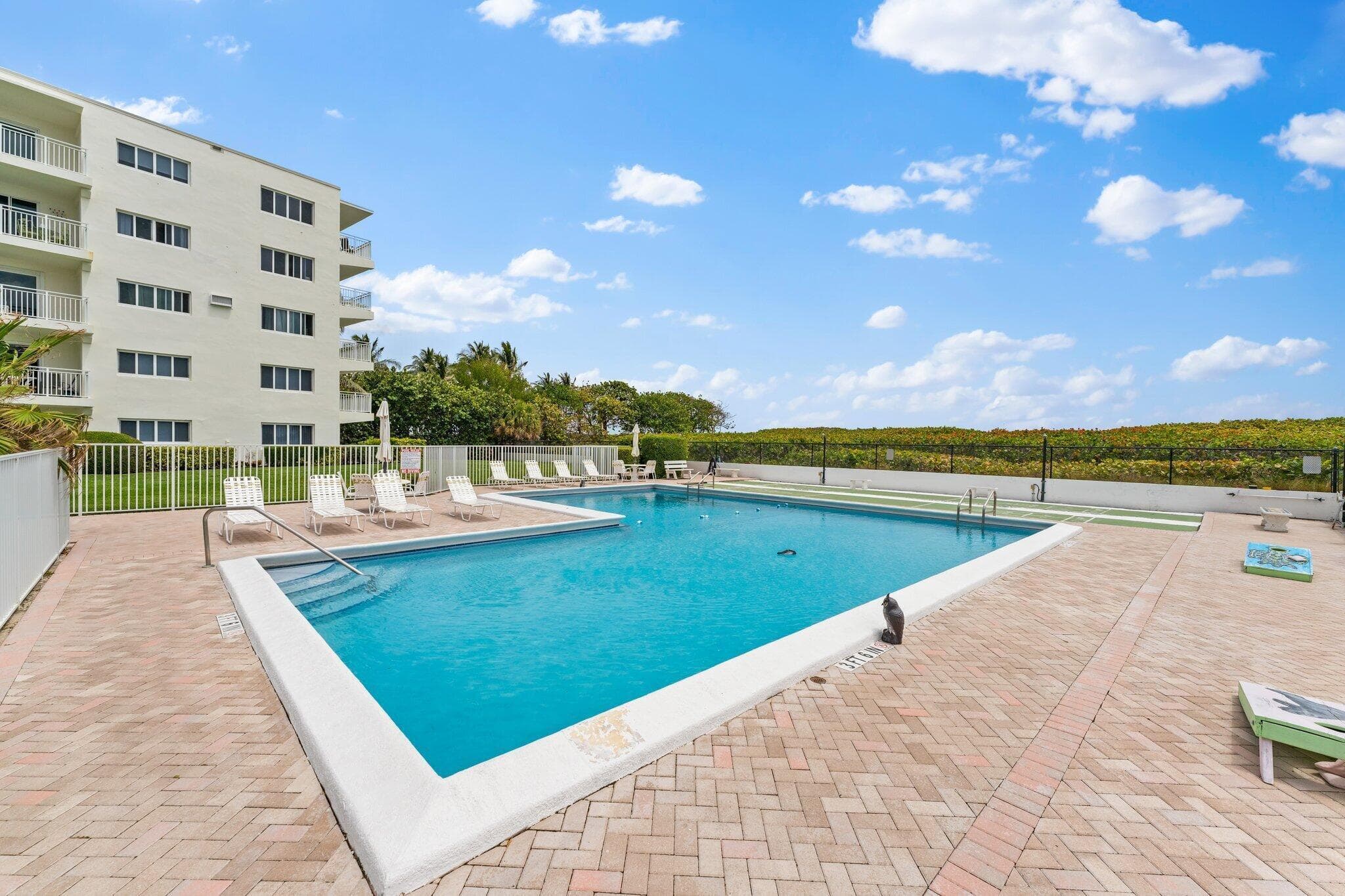 33 S Ocean Avenue 502, Palm Beach Shores, FL 33404 — photo 34 of 47