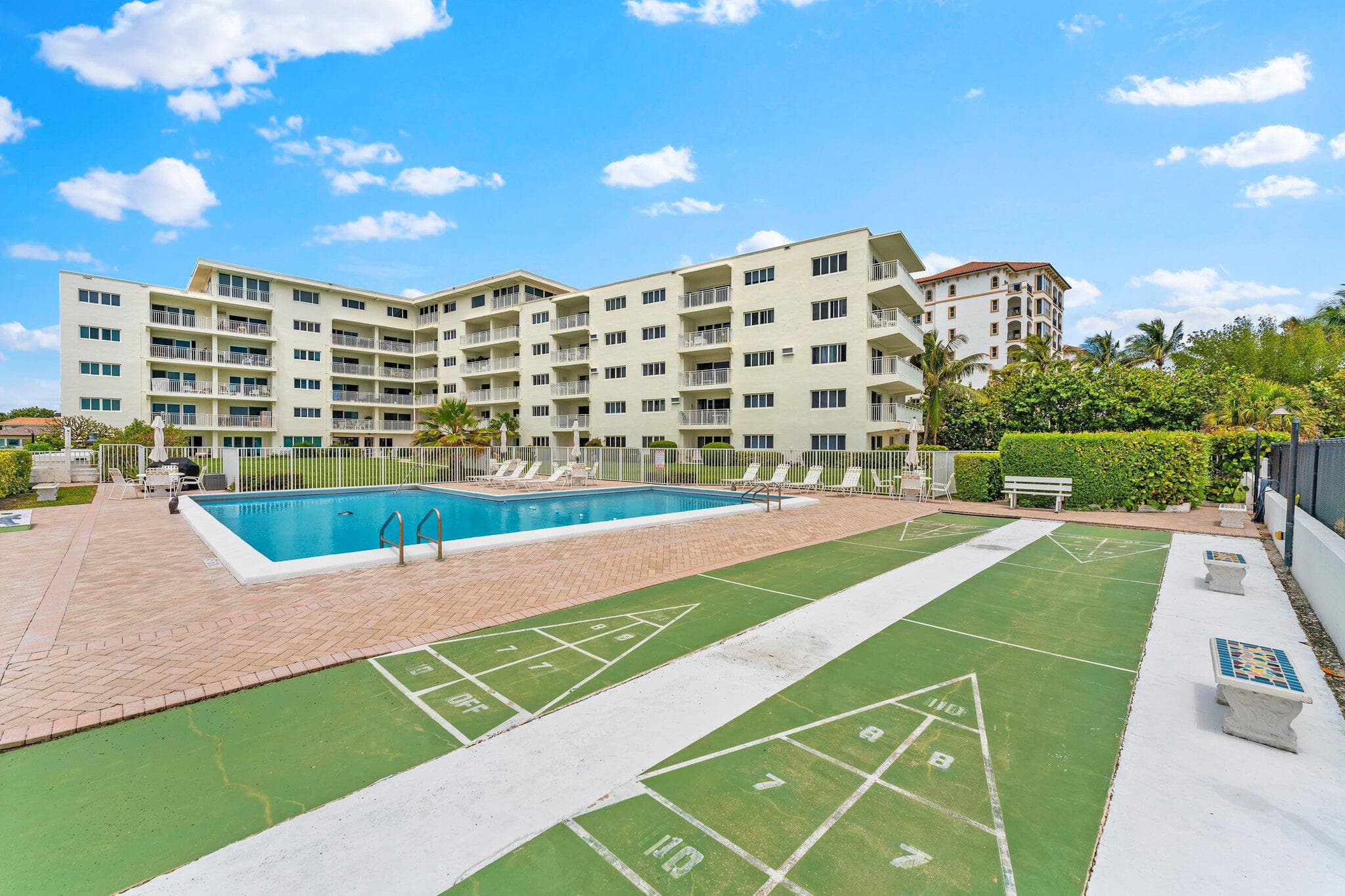 33 S Ocean Avenue 502, Palm Beach Shores, FL 33404 — photo 35 of 47