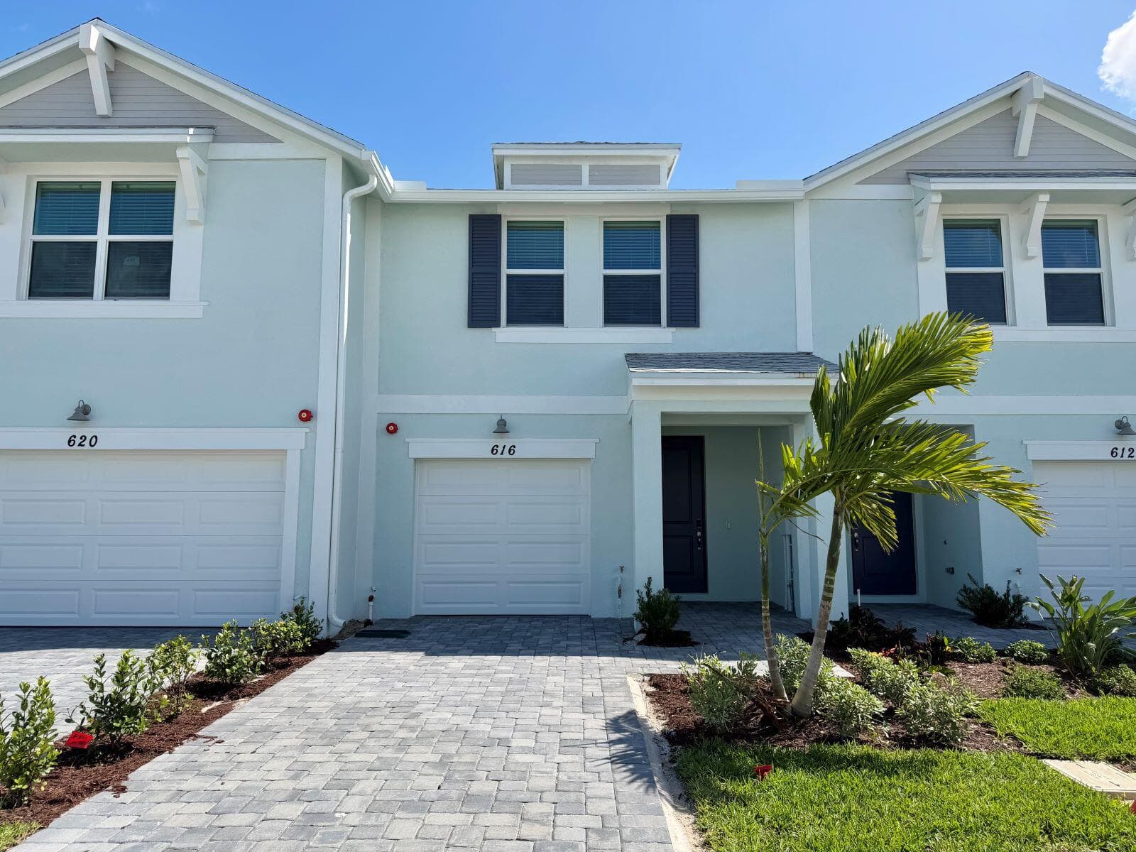 632 Salisbury Circle, Fort Pierce, FL 34982 — photo 1 of 21
