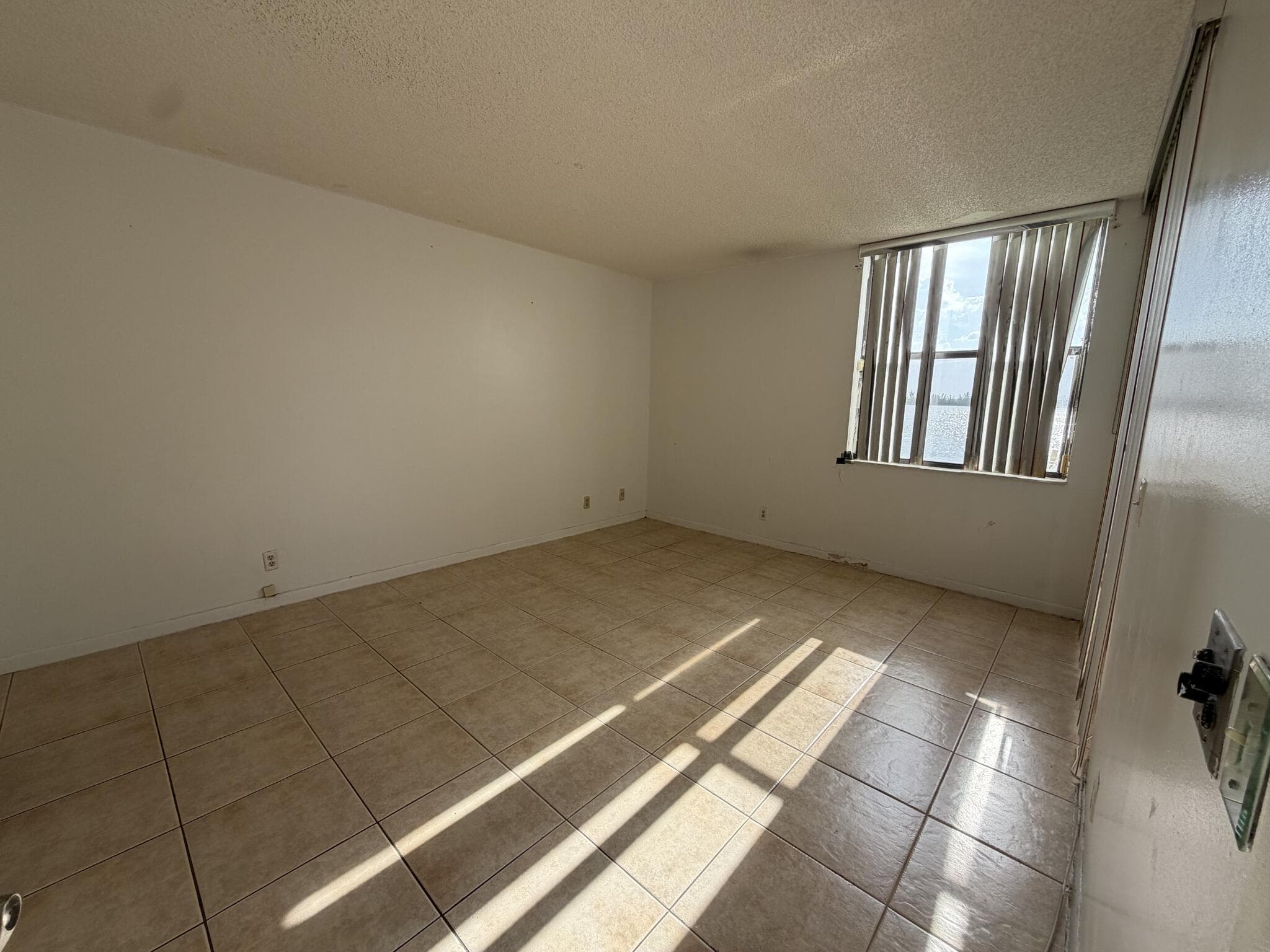 112 Lake Emerald Drive 203, Oakland Park, FL 33309 — photo 9 of 35