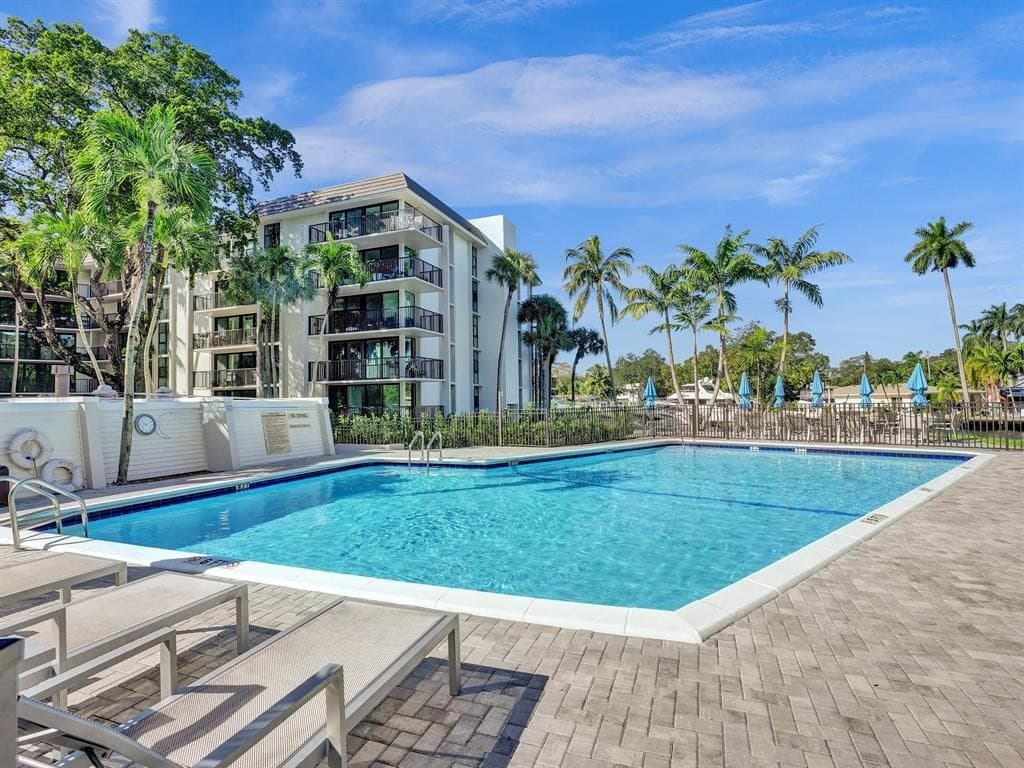 1301 River Reach Drive 514, Fort Lauderdale, FL 33315 — photo 4 of 17