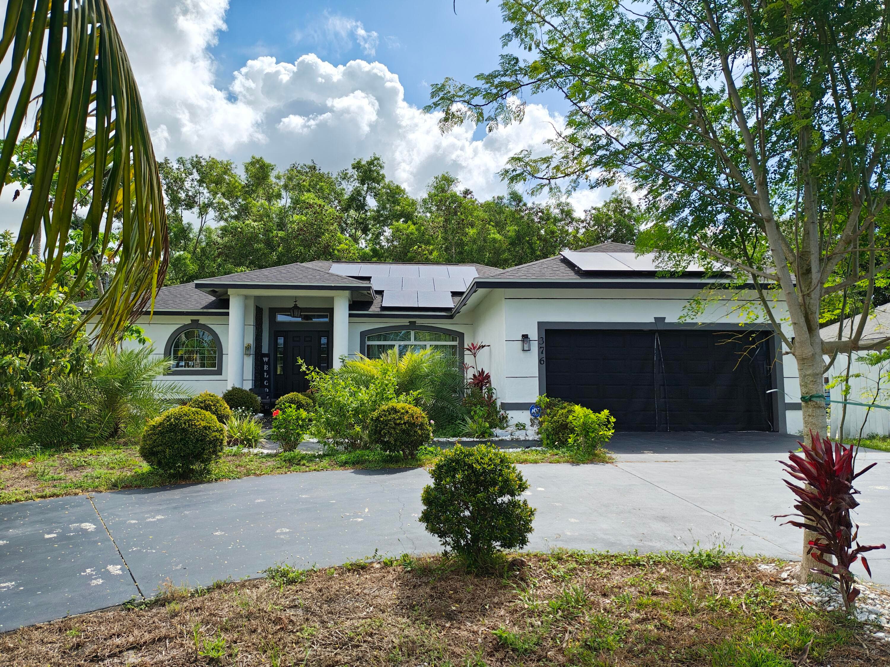 376 SW Tulip Boulevard, Port St. Lucie, FL 34953 — photo 4 of 38