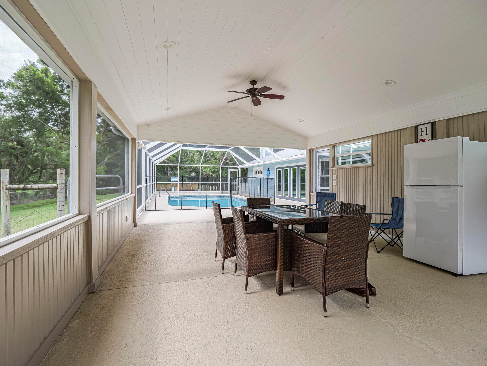 4220 70th Avenue, Vero Beach, FL 32967 — photo 36 of 72