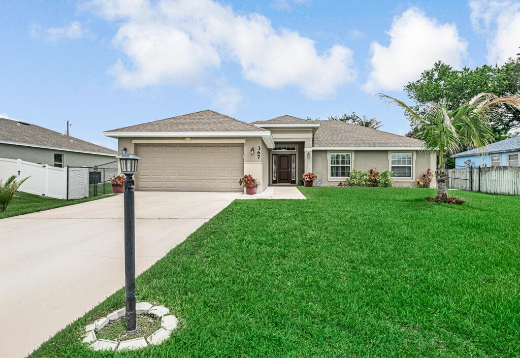 367 SW Grimaldo Terrace, Port St. Lucie, FL 34984 — photo 3 of 54