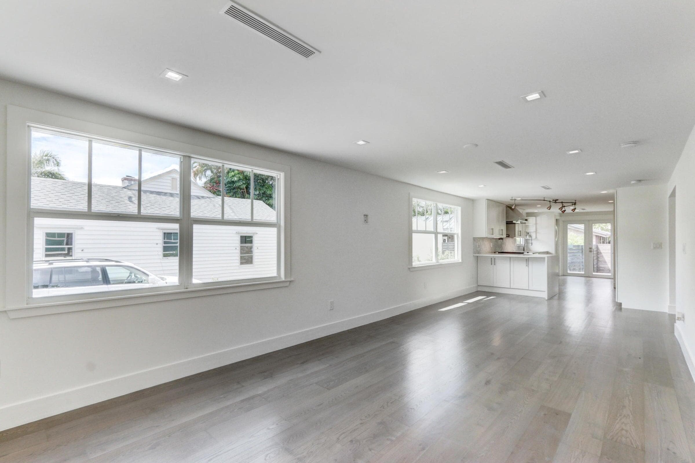 833 Ardmore Road, West Palm Beach, FL 33401 — photo 11 of 45