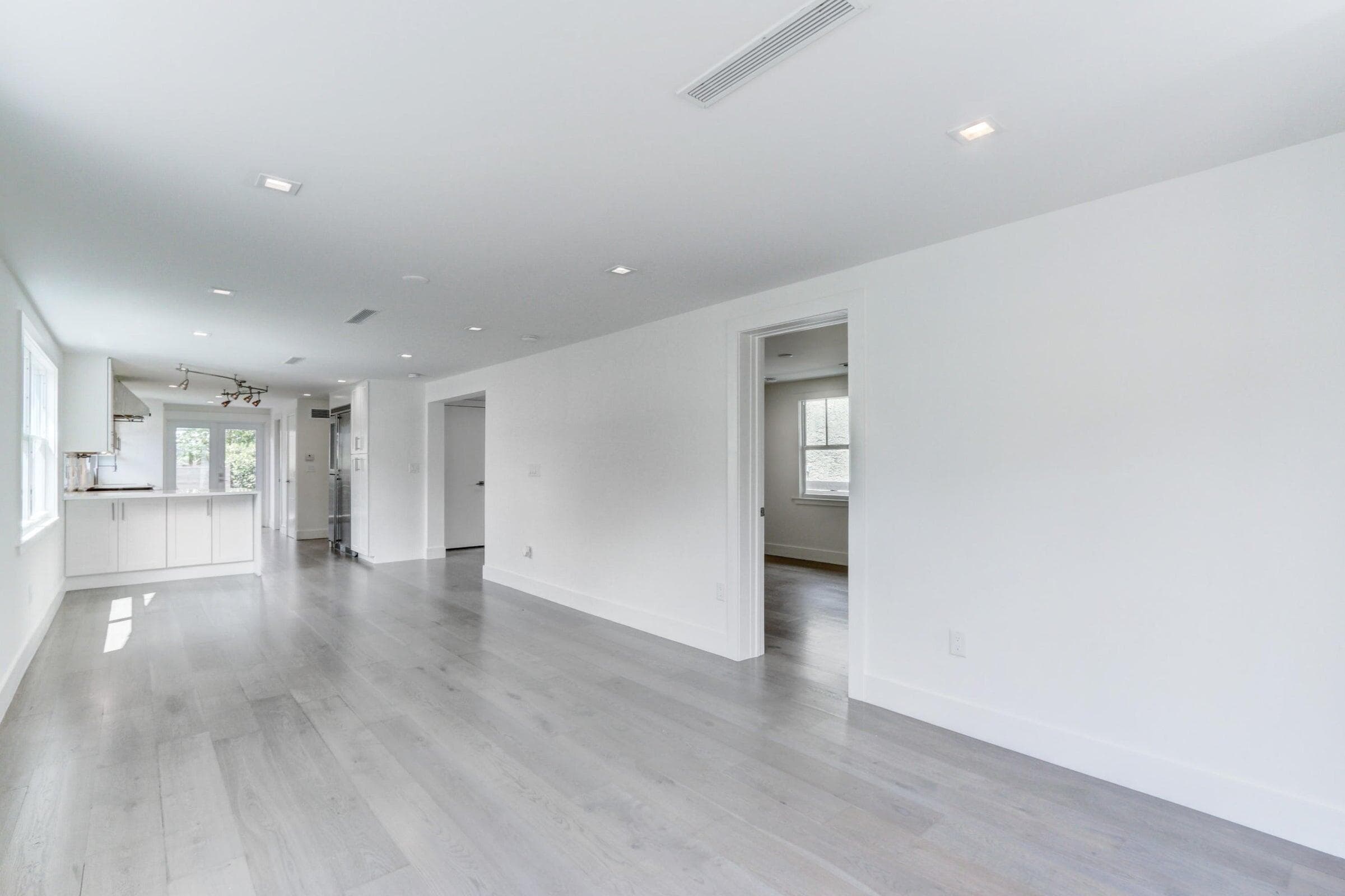 833 Ardmore Road, West Palm Beach, FL 33401 — photo 12 of 45