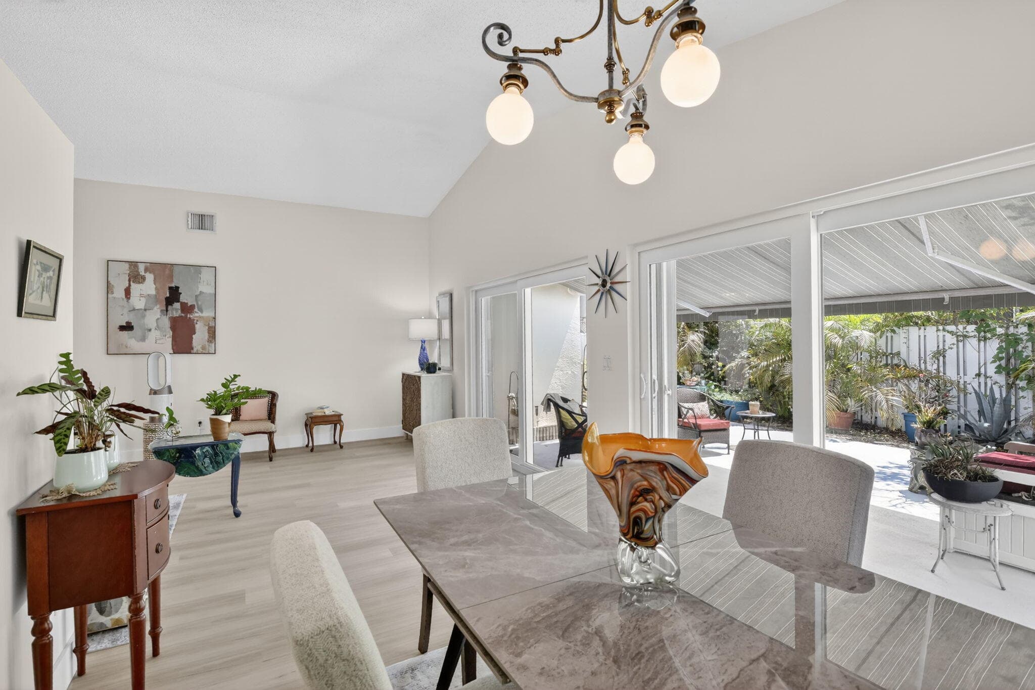 Single Family Residence in Pembroke Pines — photo 12 of 64